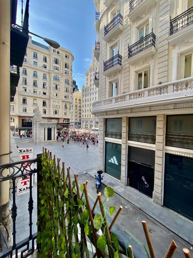 Appartement Charming Gran Via Madrid Extérieur photo
