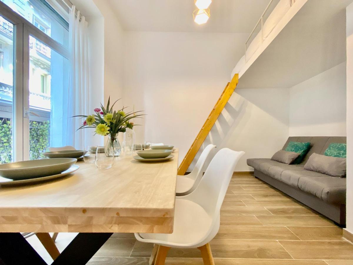 Appartement Charming Gran Via Madrid Extérieur photo
